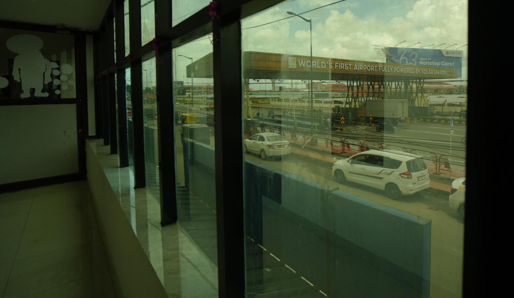 Port View Residency Pvr Hotel Nedumbassery Buitenkant foto